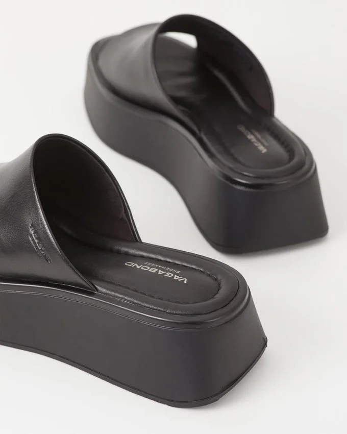 Courtney-sandaler
