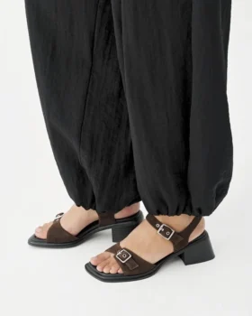 Ines sandaler med klack